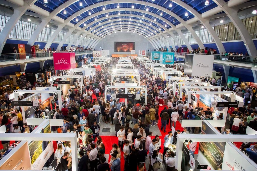 Essência Vinho Lisboa 2025 MAOS Staff