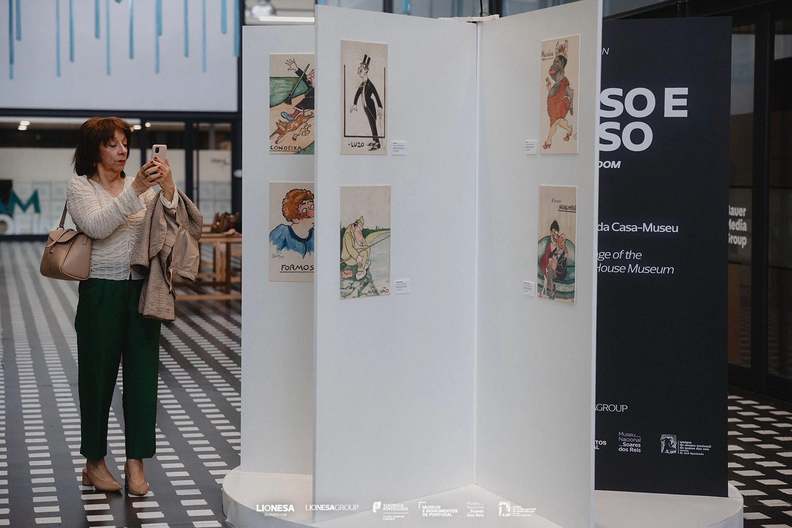 Do Riso e Do Siso Lionesa MAOS Staff